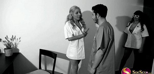  enfermera sexy se folla al pasiente